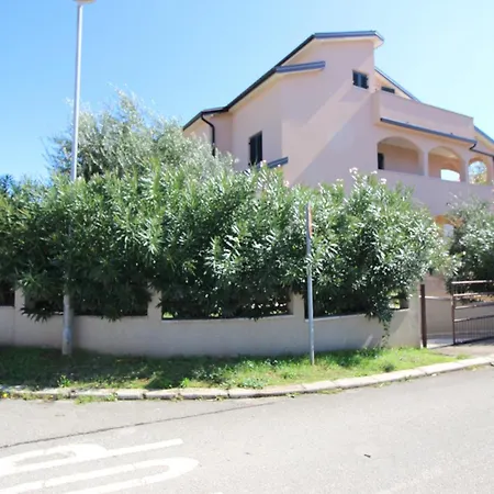 Apartment In Porec 10 Apartment *