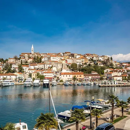Apartment In Porec 10 *